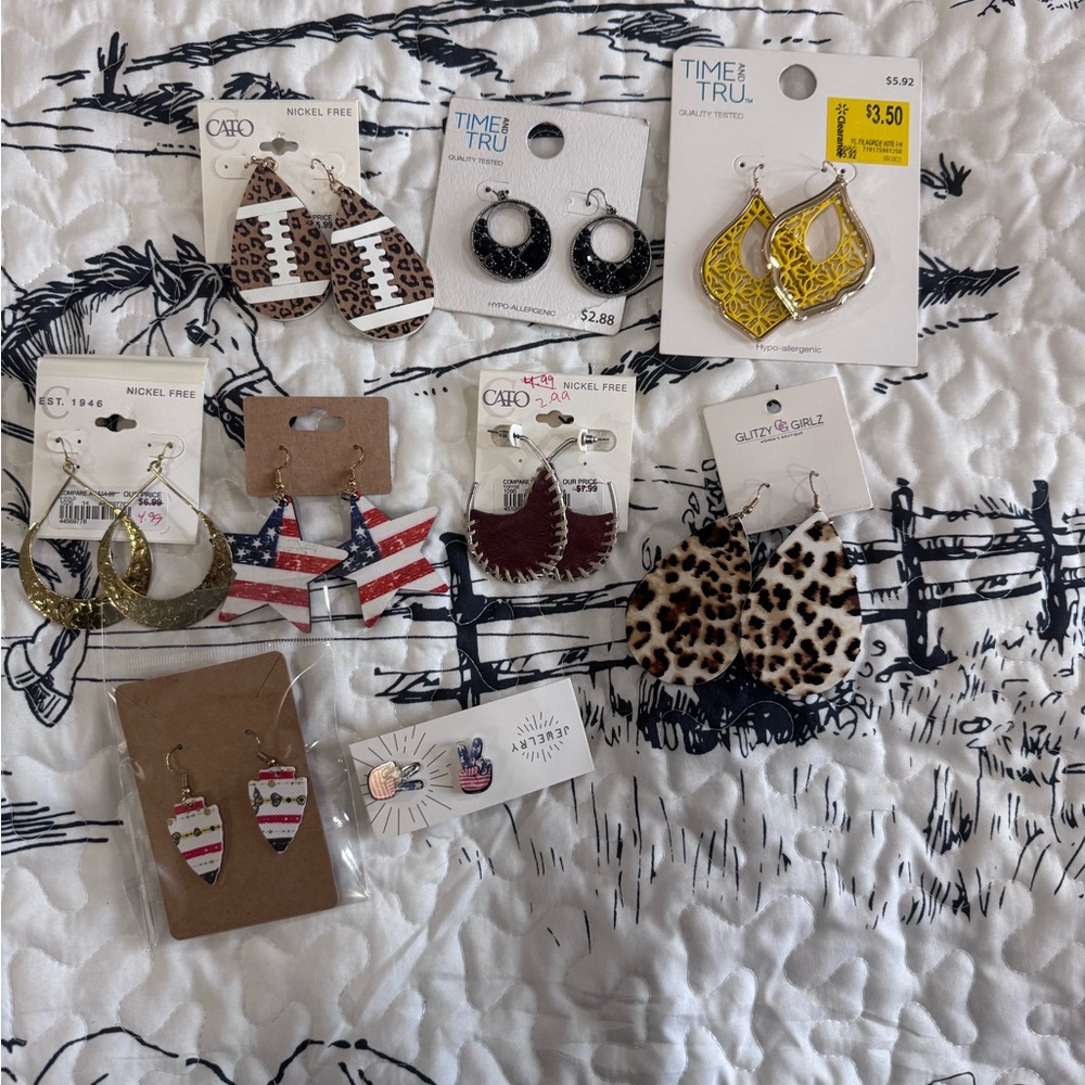 Assorted Fashion Earrings Set